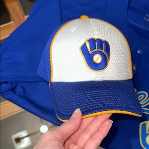 Brewers Blue and White Baseball Cap 🧢
